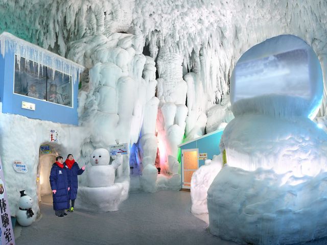 40年かけてつくられた氷柱群