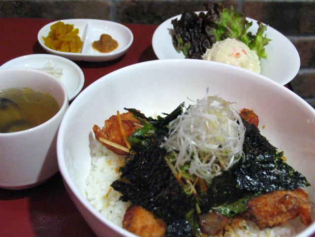 「オホーツク網走ザンギ丼」