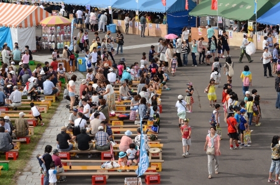 観て食べて夏の一日を満喫できる