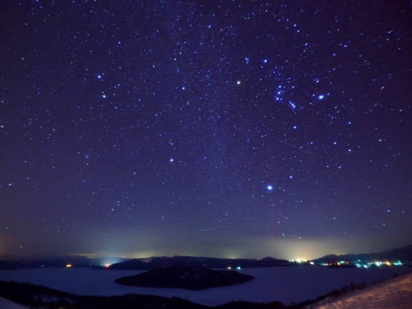 神秘的な星空に息をのむ！