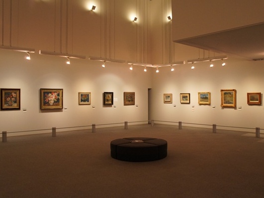 多くの作品が展示されています