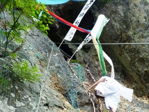 本殿への過酷な道