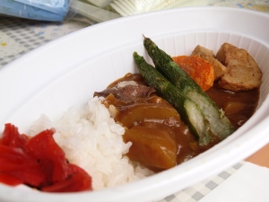 模擬店で人気の「野菜カレー」