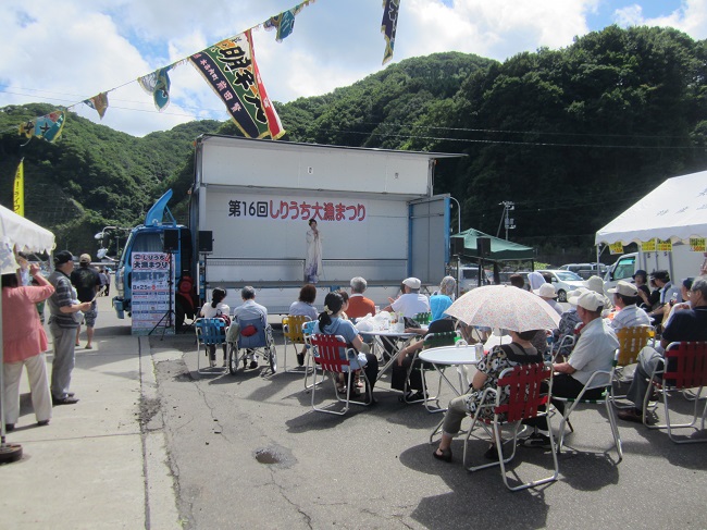 「歌謡ショー」