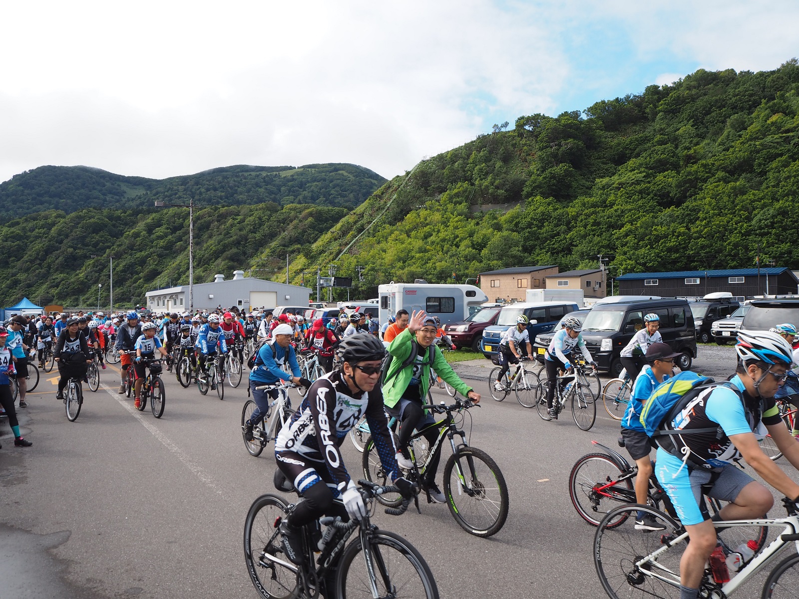 全国から参加者が集まります