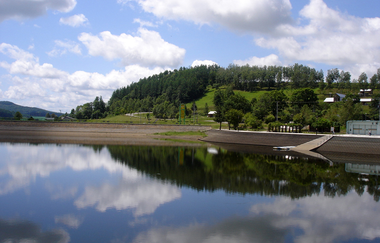 桜岡湖