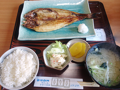 前浜産の新鮮魚介をお手頃価格で