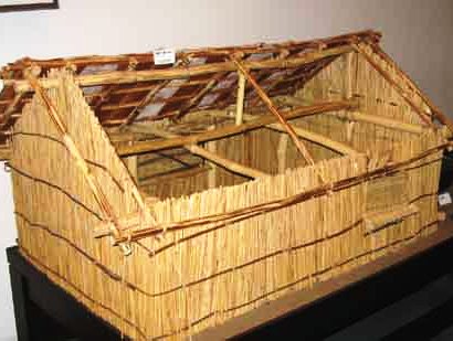 入植者が建てた開拓小屋の模型