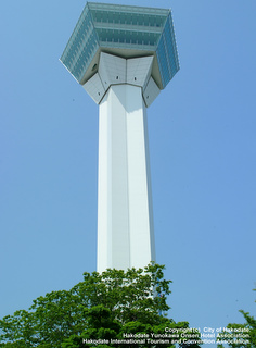 高さ107mの五稜郭タワー