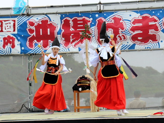 伝統芸能の松前神楽