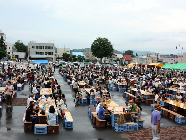 賑わう納涼ビールパーティ!