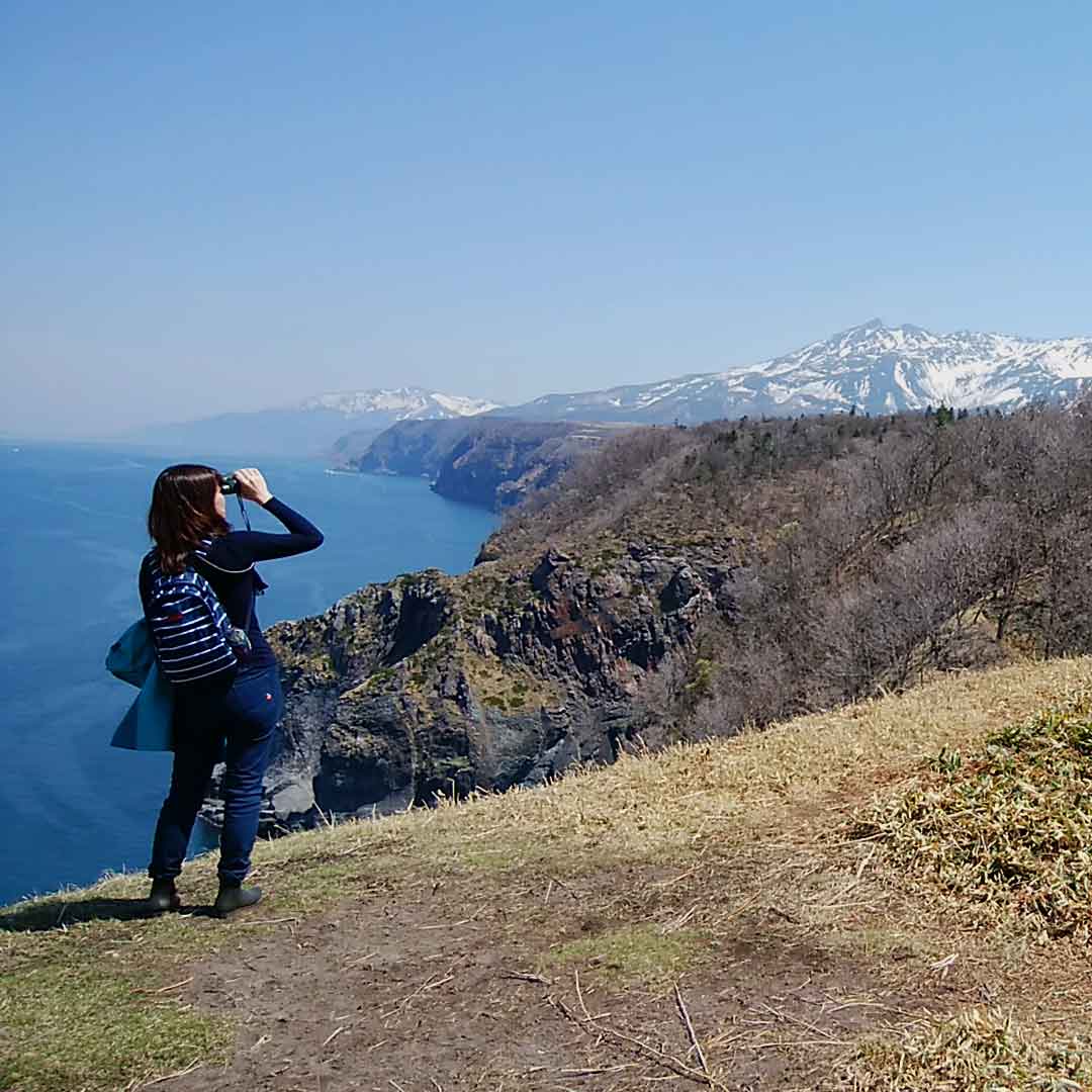 知床連山から知床岬まで眺望