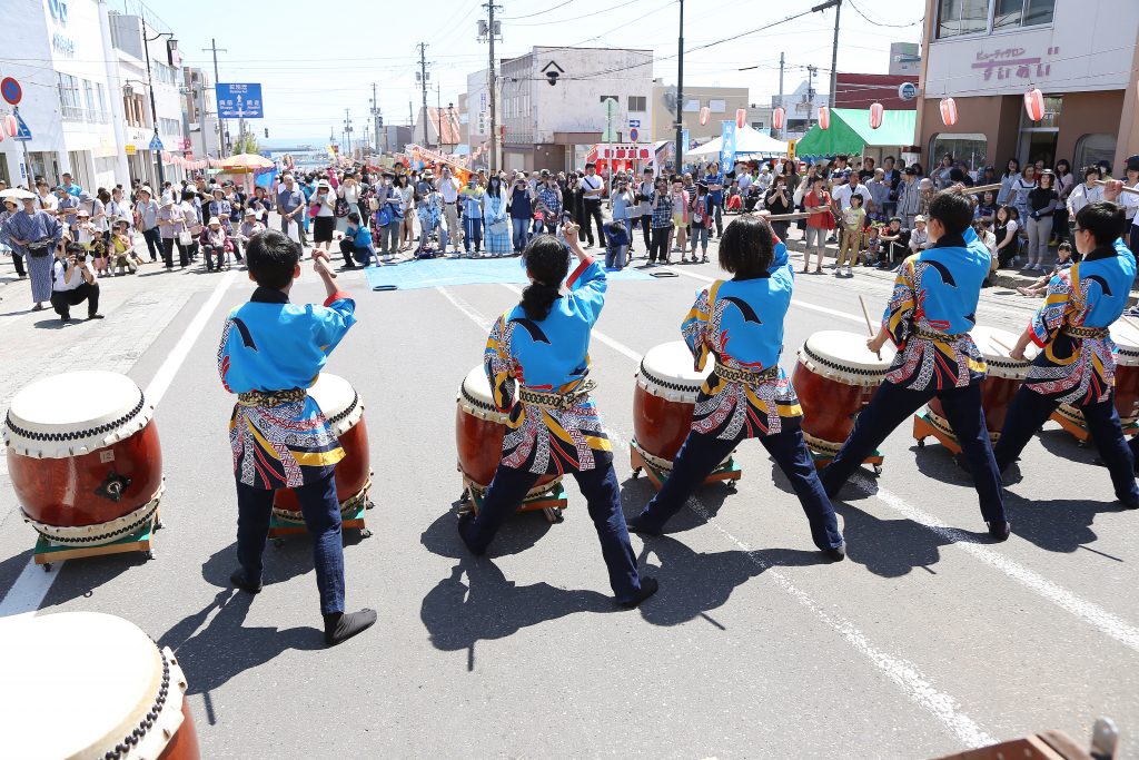 恒例の上渚滑はばたき太鼓