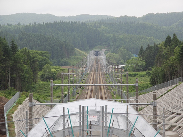新青森側の景観